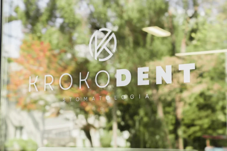 Poradnik używania wizytówek polecających Krokodent